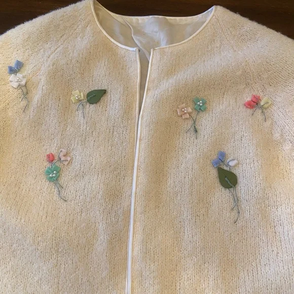 Cream Floral Embroidered Cardigan 1950s Vintage M - Picture 4 of 10